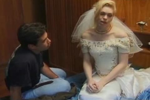 TS Juliana Di Primo (bride) With guys..