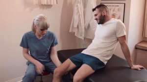 Injured chap gets His butt Barebacked By tranny Masseuse